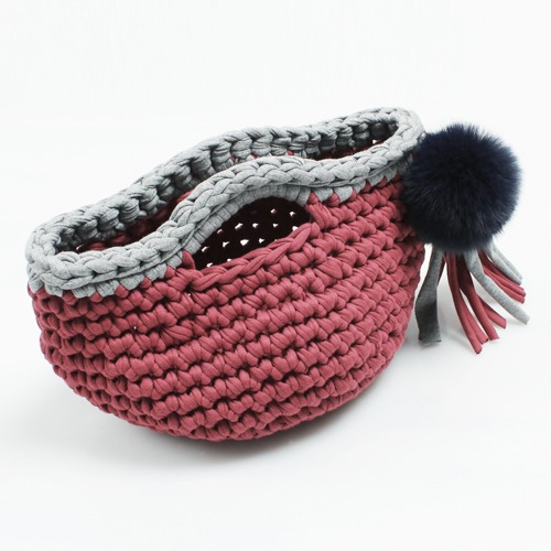 Knitted mini basket-Burgundy